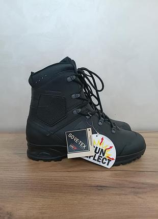 Оригінальні тактичні черевики haix commander gtx gore-tex black
розмір 44 довжина устілки 28 см
стан нові,шкіряні