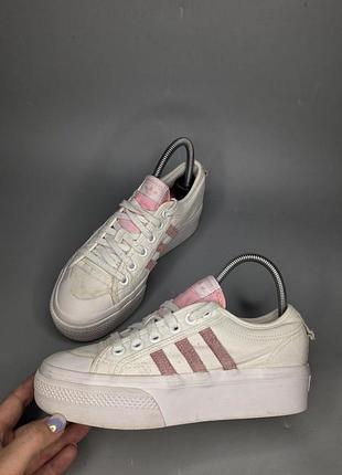 Жіночі кросівки adidas nizza platform