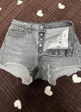 Нові шорти levi’s