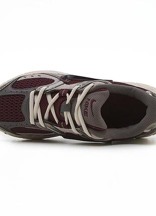 Nike v5 rnr burgundy grey