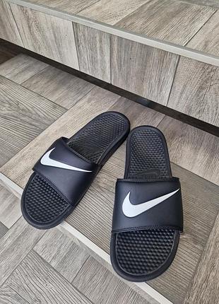 Оригінальні тапочки чоловічі nike benassi swoosh 312618 011