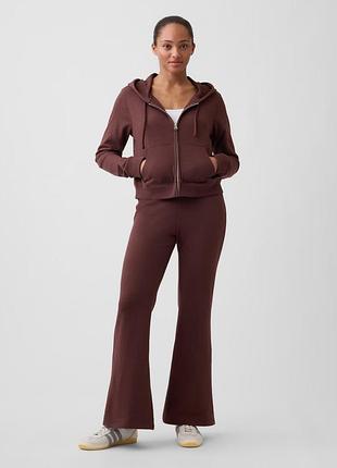 Женский спортивный комплект gap