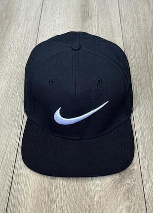 Кепка снепбек nike nsw