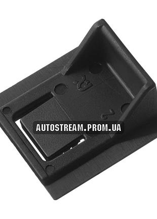 Клипса, фиксатор крепления лобового стекла fiat oem 60810413