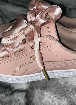 Лаковані кросівки puma basket heart patent оригінал з атласними бантами