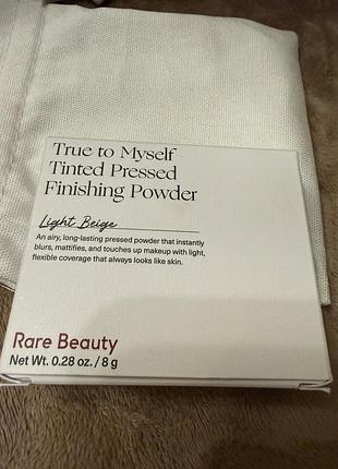 Пудра rare beauty true to myself tinted pressed finishing powder, відтінок light beige