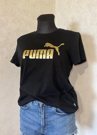Стильна футболка puma чорна спортивна футболочка топ золотим надписом пума
