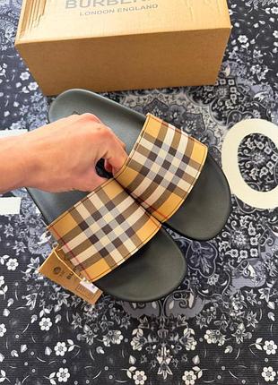 Тапки burberry 3
