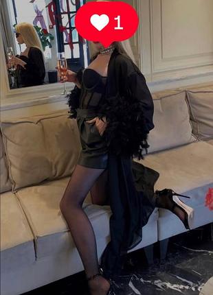 Чёрный шифоновый халат с боа