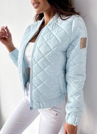 Жіноча коротка стьобана куртка без капюшона плащівка з водовідштовхувальним просоченням з утепленням силікон блакитний, 50/52
