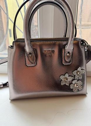 Продам оригінальну сумку guess