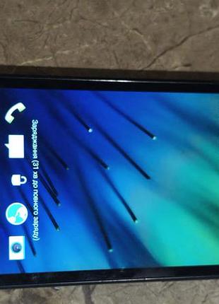 Мобільний телефон htc one 3