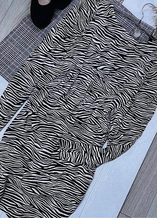 Нова літня сукня h&m m плаття в принт зебра коротке плаття з об’ємними рукавами сукня з вирізом на спині