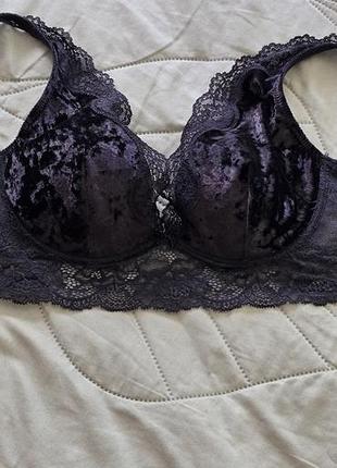Бюстгалтер бралет intimissimi 75c