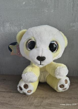 Глазастики панда,  м'яка іграшка lumo stars у вигляді panda baby.
іграшка має великі блискучі очі та м'який біло-жовтий плюш.