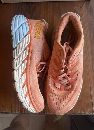 Кросівки hoka 40 розмір