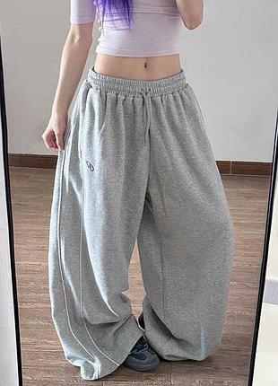 Спортивные штаны