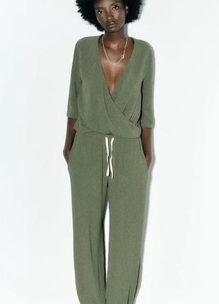 Жіночий костюм zara