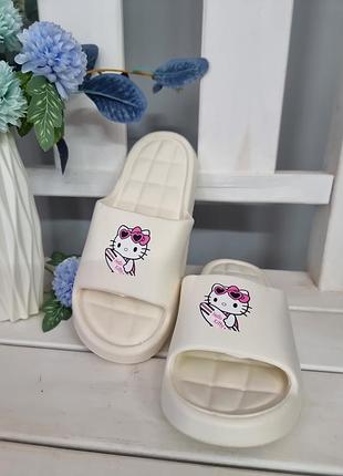 Шльопанці hello kitty молочні сланці жіночі літні пляжні капці ева