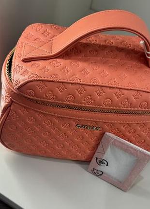 Косметичка guess + подарунок