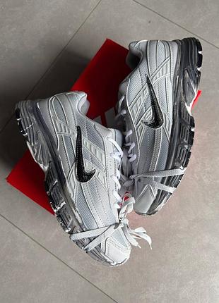 Стильні кросівки nike initiator custom grey