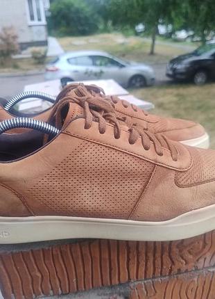 Легенькі нубуктві туфлі-мокасини  cole haan