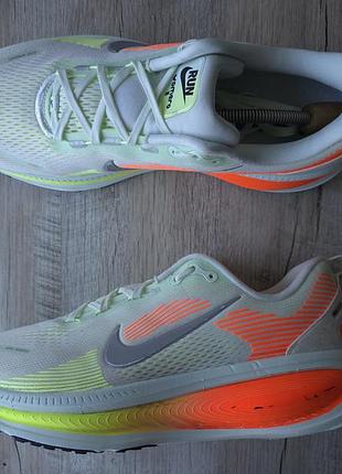 Кросівки nike vomero 18 barely green hyper crimson men