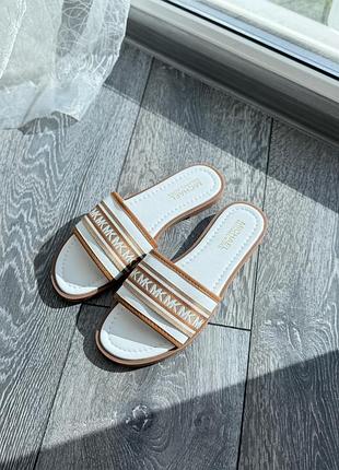 Шльопанці michael kors