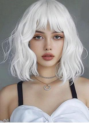 Парик женский каре белый блонд белоснежный короткий