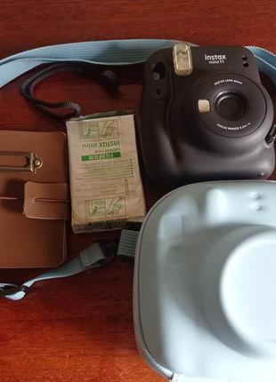 Камера instax mini 11