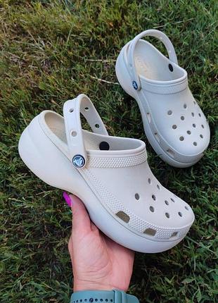 Шикарные crocs w8