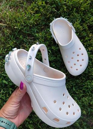 Шикарные crocs w9