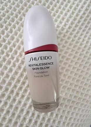 Тональний skin glow spf 30 shisejdo тон 130 opal