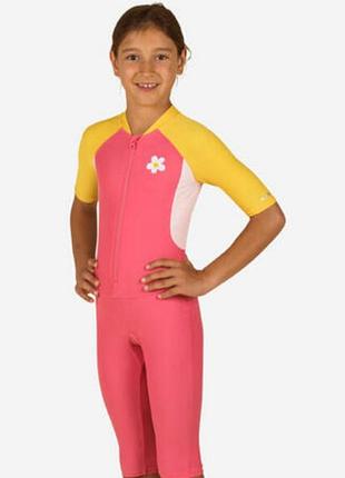 Крутой фирменный слитный солнцезащитный купальник  на 5-6 лет nabaiji decathlon