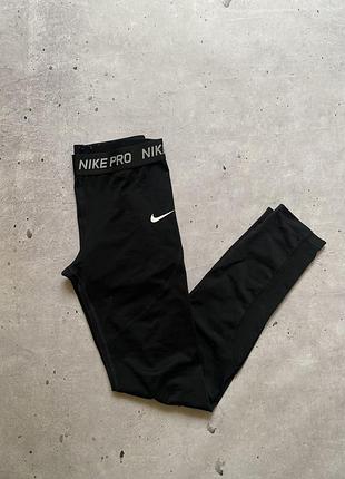 Жіночі чорні спортивні лосіни nike pro