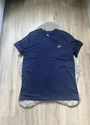Nike футболка синя базова гарна