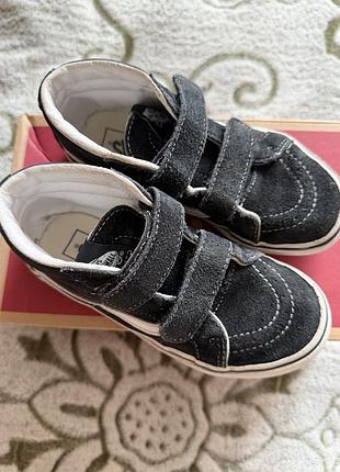 Високі кеди vans