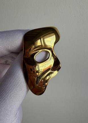 Металева брошка «маска фантома опери» – золота театральна маска, стиль венеціанський карнавал