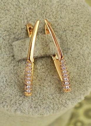 Сережки xuping jewelry дужки з камінцями на вістрі 2,8 см золотисті