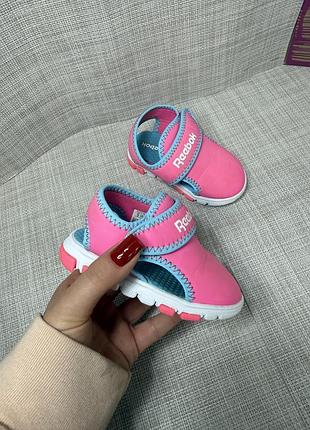 Оригинальные босоножки сандалии детские reebok