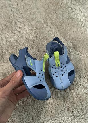 Босоніжки nike