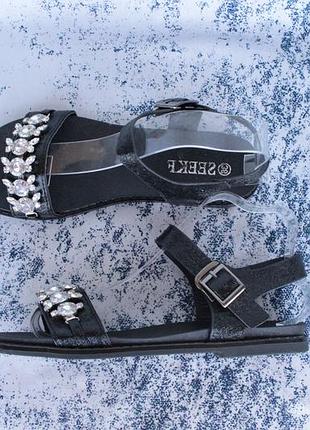 Черные босоножки 35, 36, 40 размера