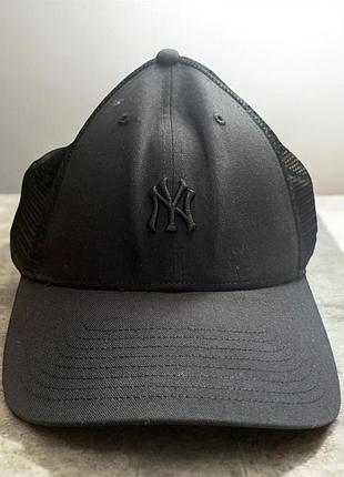 Чорна кепка ny new york yankees із сіткою