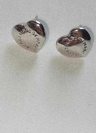 Сережки гвоздики marc jacobs