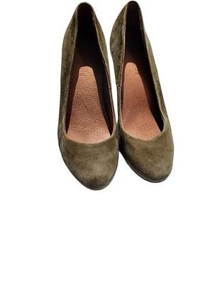 Замшевые туфли лодочки next forever comfort р. 37.5 стелька 24.5 см