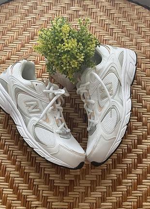 Оригінальні кросівки new balance 408 нові