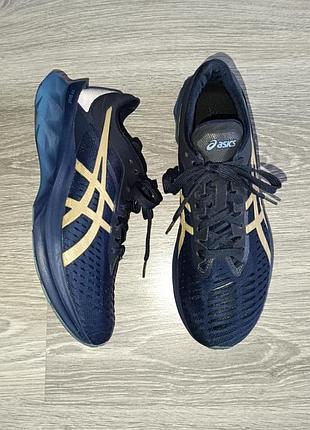Кроссовки asics novablast 1012a584-401