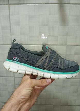 Жіночі кросівки-сліпони skechers сірі, розмір 38