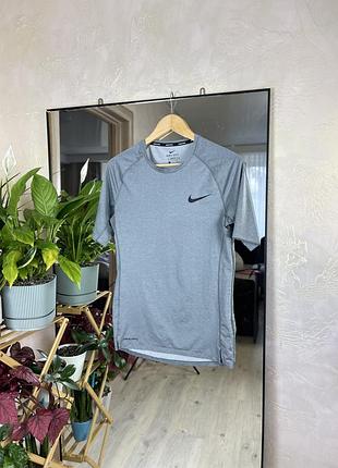 Технологічна футболка nike pro dri-fit меланж компресія
