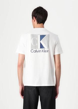 Футболка calvin klein jeans